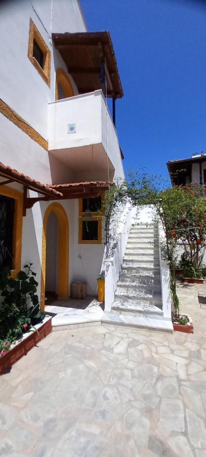 Nikis Apartments Agios Gordios  Exteriör bild