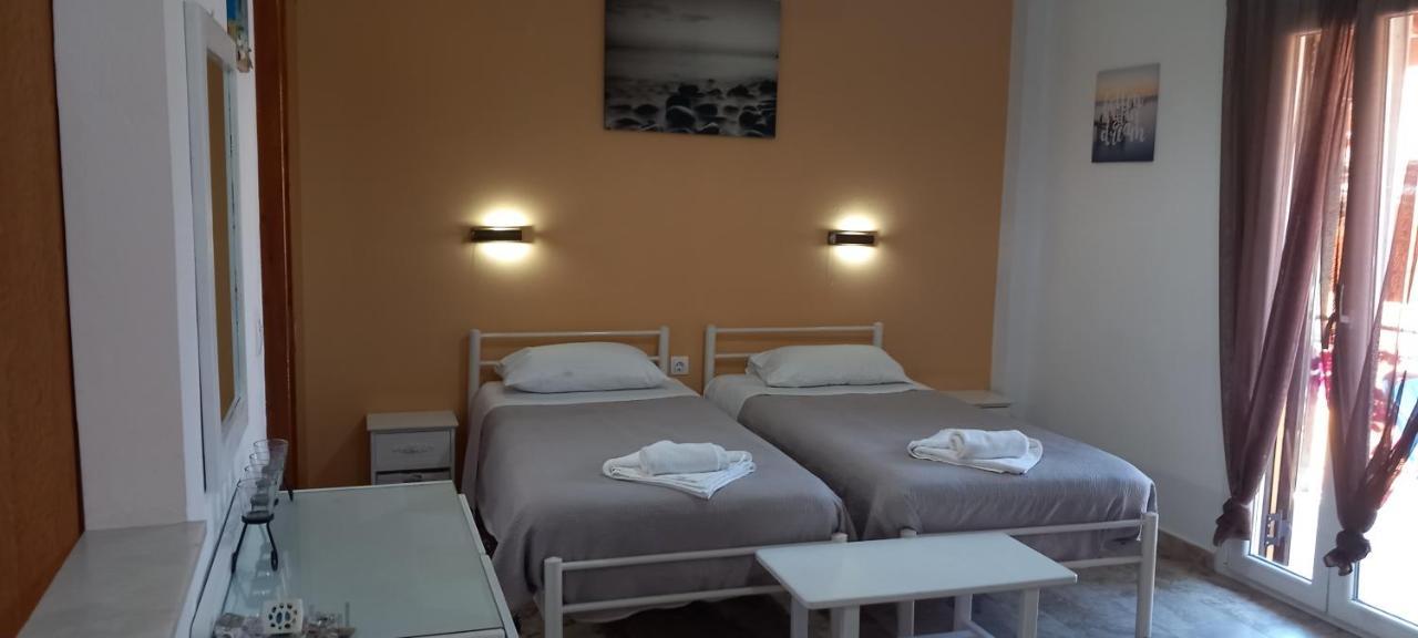 Nikis Apartments Agios Gordios  Exteriör bild
