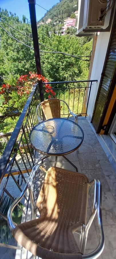 Nikis Apartments Agios Gordios  Exteriör bild