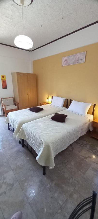 Nikis Apartments Agios Gordios  Exteriör bild