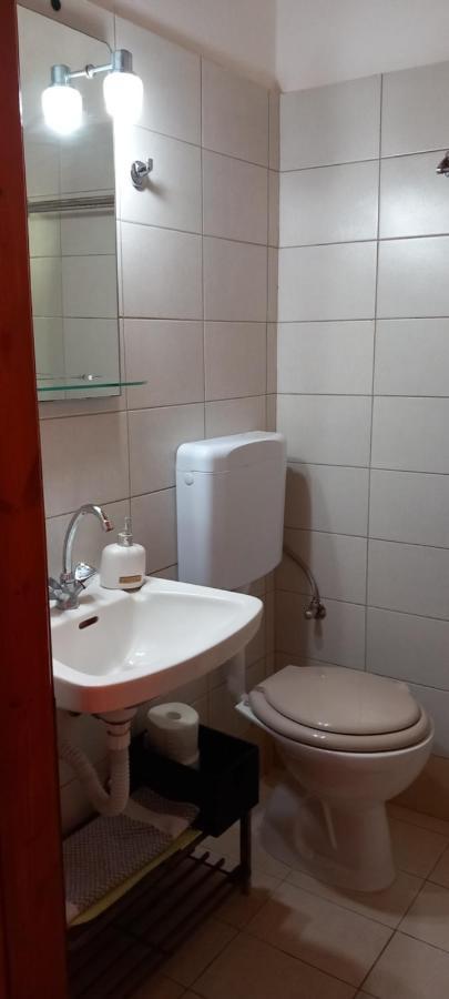 Nikis Apartments Agios Gordios  Exteriör bild
